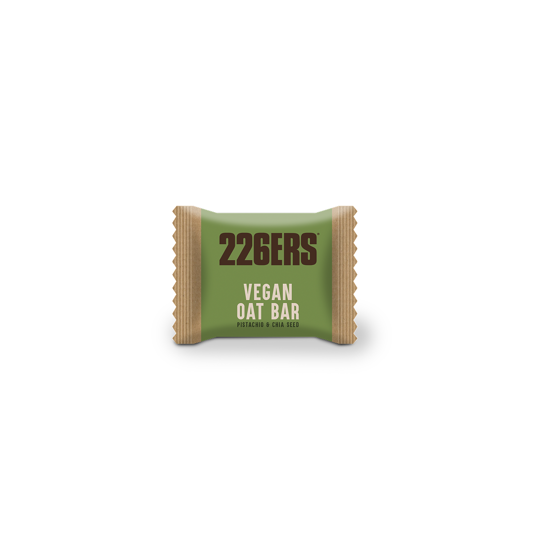 Vegan Oat Bar Pistachio and Chia by 226ERS – antioxidant-rich oat bar with prebiotic benefits and natural energy